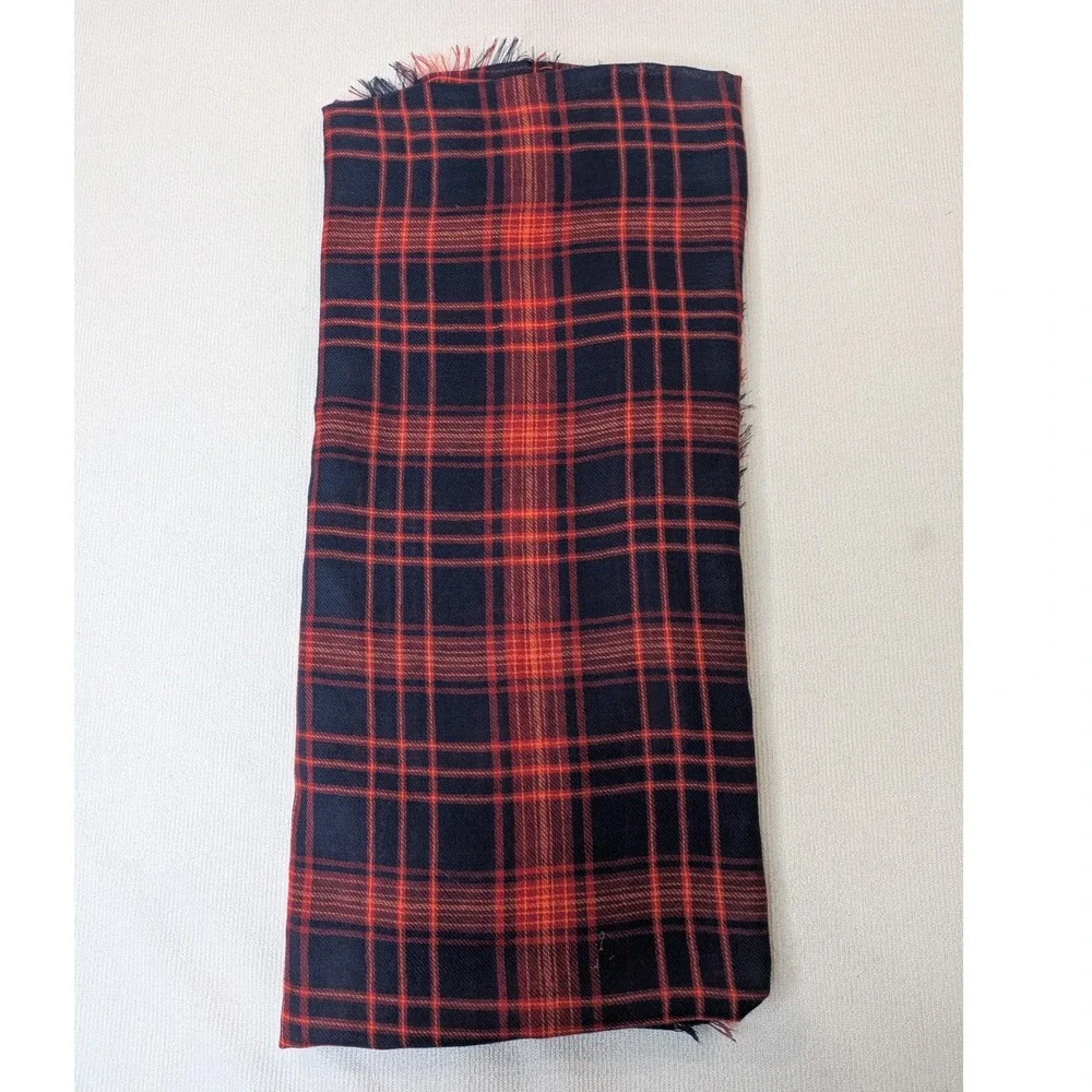 Gap Plaid Light Scarf Red Navy Preppy Academic Tartan Fall Transition Capsule